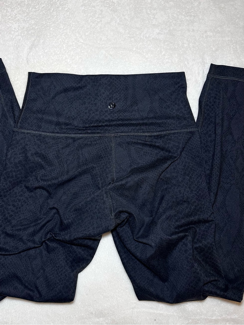 LULULEMON Snake Print High Times Mid 7/8 Legging Workout Luon Gray Black • 4